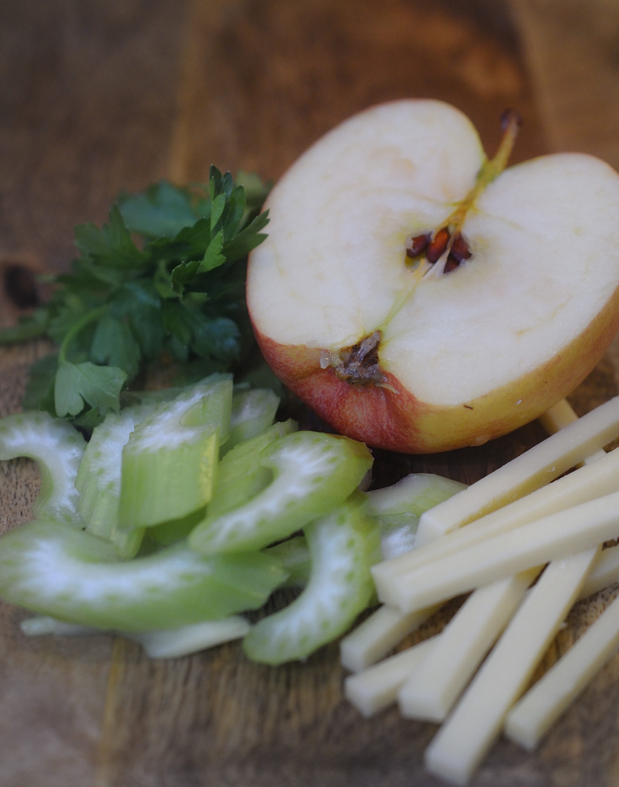 Celeriac, Apple Salad With Hazelnut Vinaigrette – Oracibo