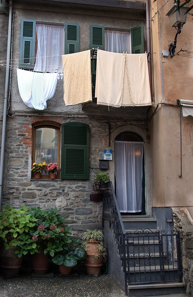 Blog Post Photo, Italian House with Laundry Drying